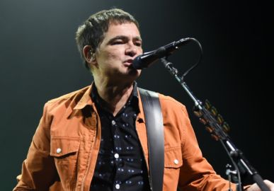 Skank posta foto enigmática do mineirão e fãs especulam <i>show</i> de despedida
