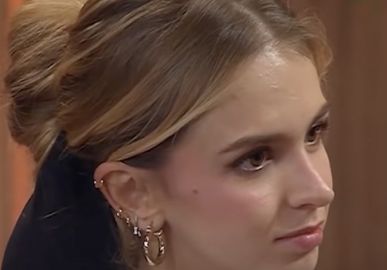 Isabella Scherer publica foto do primeiro banho dos gêmeos junto com o pai; veja o clique!