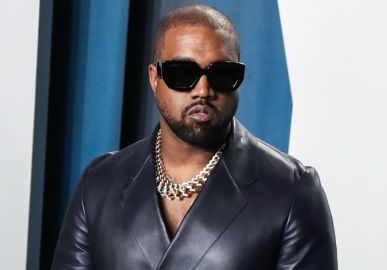 Após polêmica com <i>Twitter</i> e <i>Instagram</i> Kanye West irá comprar rede social conservadora, diz site