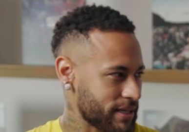 Virou criança? Neymar Jr. leva bronca de juiz durante julgamento; entenda!
