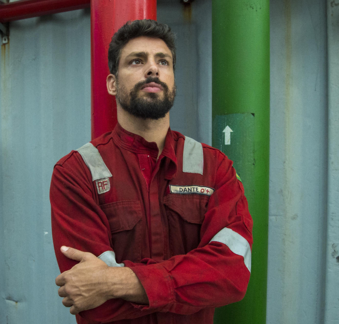Cauã Reymond pensou em deixar a carreira? Ator revela que desejou seguir outra profissão por causa de <i>Por Amor</i>; entenda!