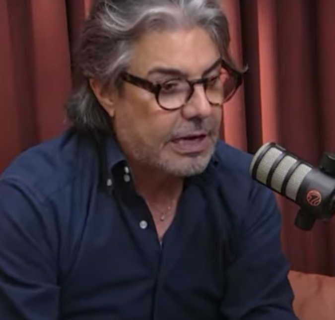 O apresentador começou a trabalhar cedo e sempre quis ir para o meio artístico