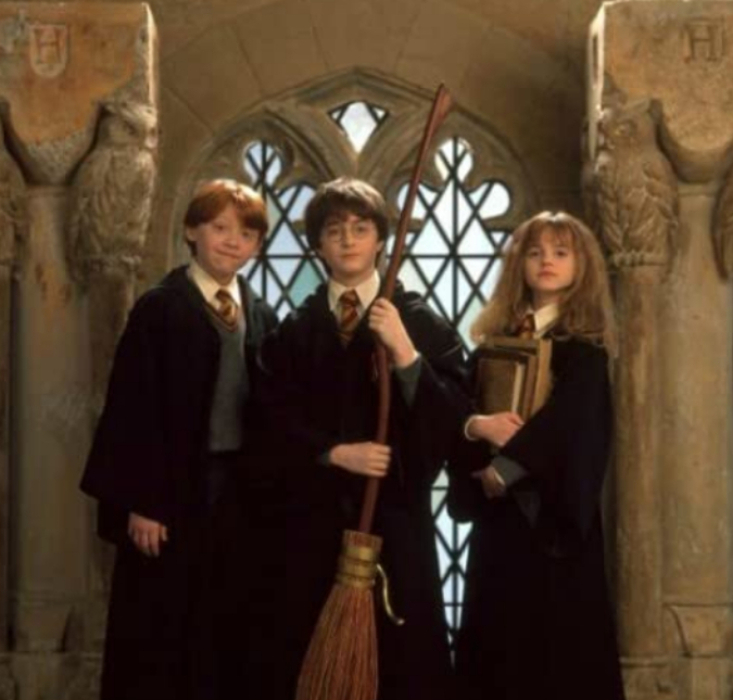 <i>Harry Potter</i> vai estampar moedas no Reino Unido para comemorar os 25 anos do lançamento do primeiro livro
