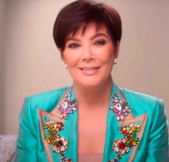 Matriarca da família, Kris Jenner, que fez do sobrenome do falecido marido, o advogado Robert Kardashian, uns dos mais conhecidos do mundo, atualmente carrega o sobrenome do ex, Bruce Jenner, que, após mudar de gênero, passou a se chamar Cailtyn Jenner. Mas muito antes de ter seu próprio reality na televisão, Kris Jenner já tinha uma carreira. Abriu com Kourtney Kardashian a boutique Smooch, de roupas infantis. Em 2009, a loja fechou e Kris passou a se dedicar ao sucesso da família, passando a trabalha como empresária de todas as filhas. Além disso, Kris também é uma grande produtora e co-administrou a girlband BG5, ou The Beach Girl5.