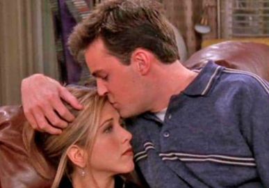 Matthew Perry revela o quão importante Jennifer Aniston foi para sua luta contra a bebida alcóolica: <i>Ela foi a que mais estendeu a mão</i>