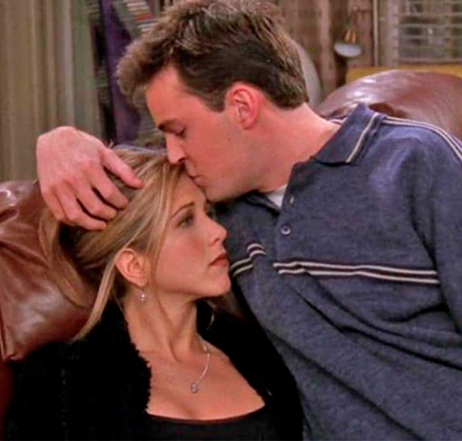 Matthew Perry revela o quão importante Jennifer Aniston foi para sua luta contra a bebida alcóolica: <i>Ela foi a que mais estendeu a mão</i>