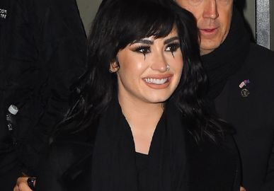 Demi Lovato contrata cozinheiro para fazer lanches para seus fãs, entenda