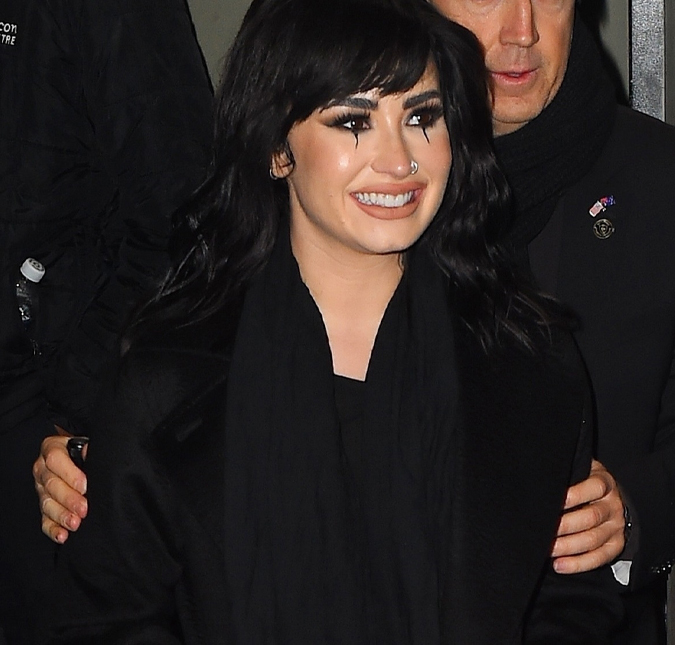 Demi Lovato contrata cozinheiro para fazer lanches para seus fãs, entenda