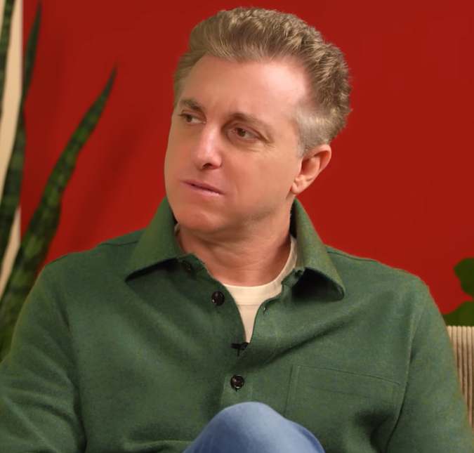 Luciano Huck surpreende o público de casa e fala sobre casamento com Angélica: <I>Pretendo ficar a vida inteira onde estou!</i>