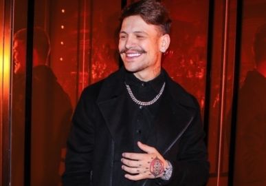Influenciadora acusa Saulo Poncio de tentativa de agressão em <i>show</i> de Mumuzinho e dispara: <i>Fui direto para a delegacia</i>