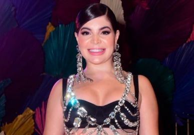 Com <I>look</i> exótico, Gkay passa perrengue para subir escada e internautas criticam: <I>Está imitando muito a Kim Kardashian</i>