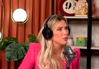 Giovanna Ewbank deixa Bless de castigo por gastar mil reais em jogos de celular