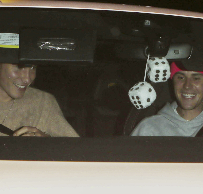 Justin Bieber e Shawn Mendes são flagrados saindo juntos e afastam rumores de rivalidade