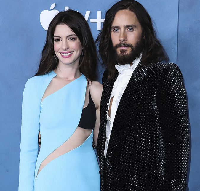 Anne Hathaway chama Jared Leto de esquisito e elogia sua atuação