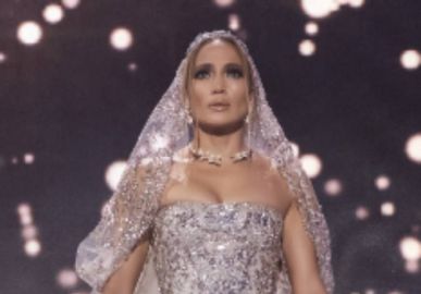 Jennifer Lopez publica foto de <i>lingerie</i> e recebe chuva de elogios; veja!
