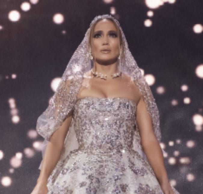 Jennifer Lopez publica foto de <i>lingerie</i> e recebe chuva de elogios; veja!