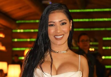 Solteira, Simaria revela que está <i>fechada para balanço</i> e reflete sobre felicidade: <i>Tem que estar dentro de nós</i>