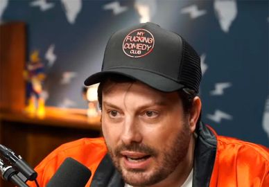 Danilo Gentili diz que pensou em sair do <I>SBT</i> após ter ficado abalado com a demissão de Léo Lins