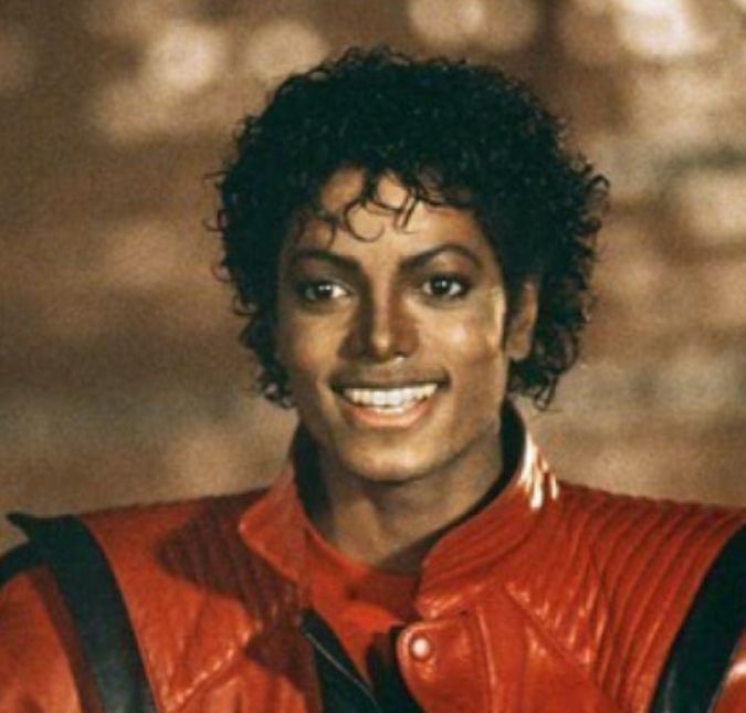 Sobrinho de Michael Jackson compartilha clique caracterizado para viver o tio em filme biográfico Jaafar Jackson vai interpretá lo em longa biográfico