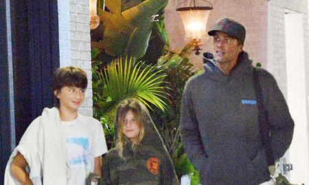 Tom Brady é visto passeando com os filhos após anúncio de divórcio de Gisele Bündchen; veja os cliques!