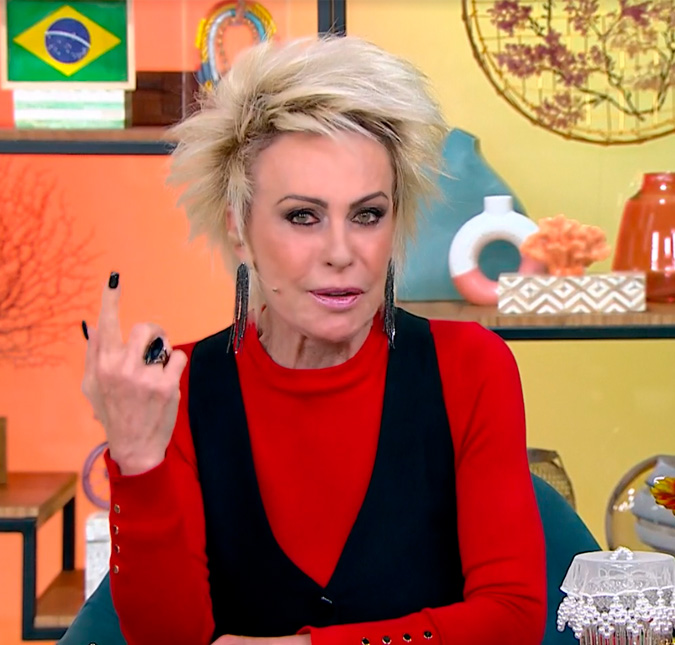 Ana Maria Braga relembra Tom Veiga e mostra pegadinhas que o artista fazia durante programa