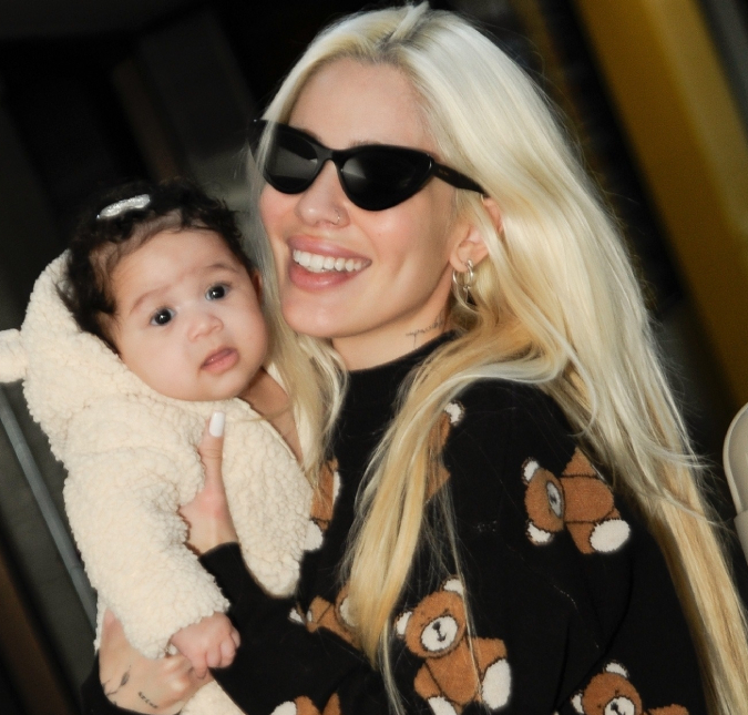 Karoline Lima, ex-esposa de Éder Militão, rebate críticas sobre usar pensão da filha: <i>Só meu mega hair custa 14 mil reais</i>