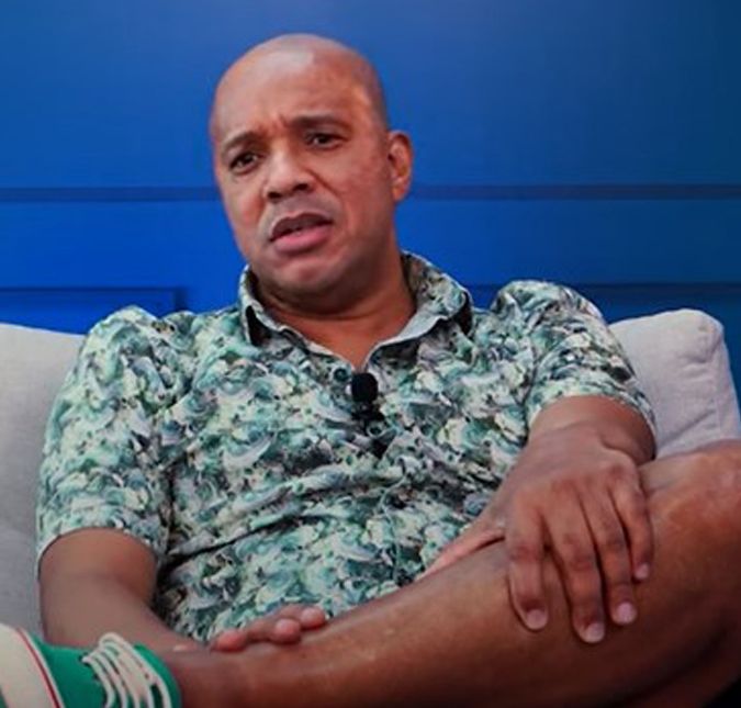 O cantor participou do podcast Bulldog Show