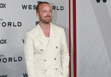 Ator de <I>Breaking Bad</i> faz solicitação na Justiça para alterar o nome de seu filho caçula