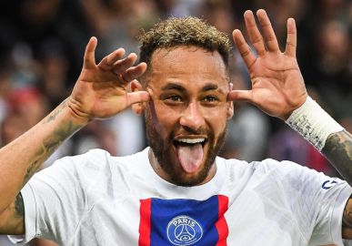 Preocupado com a pele para a Copa do Mundo, Neymar Jr. inicia um novo tratamento