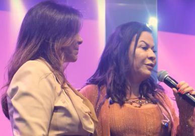 Mãe de Marília Mendonça grava música e revela como tem feito para superar o luto