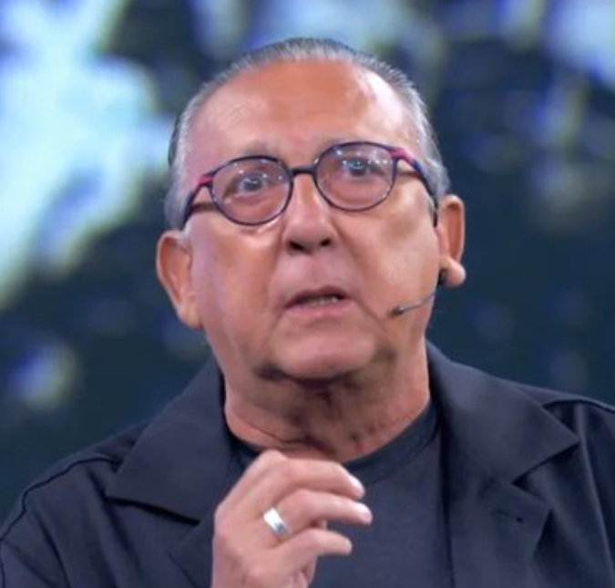 Galvão Bueno chora com homenagem e revela preocupação com o futuro