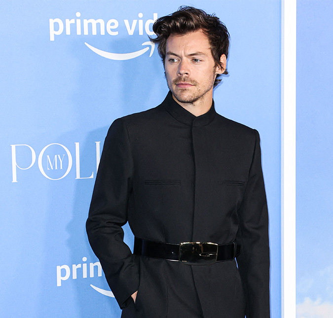 Harry Styles adia mais três <i>shows</i> em Los Angeles após diagnostico de gripe: <i>Estou devastado</i>