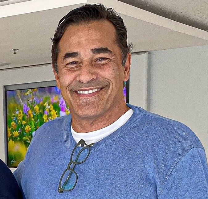 Luciano Szafir posta foto na fisioterapia após recente cirurgia: <i>Minha esperança de voltar a ter uma vida sem dor foi renovada</i>