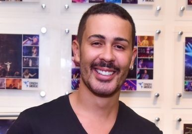 Carlinhos Maia recebe carinho de ex-marido após mostrar sua mansão de dez milhões de reais: <I>Gigante e merecedor</i>