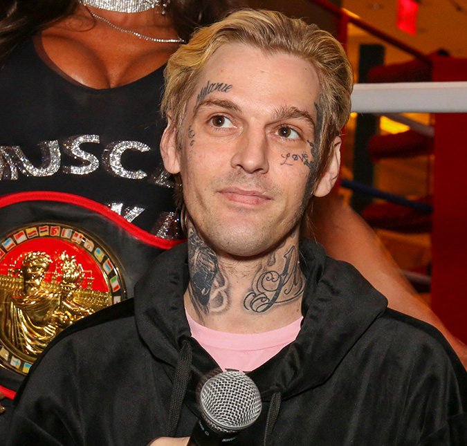 Aaron Carter teria uma <i>obsessão doentia</i> pelo irmão mais velho, Nick, diz amigo