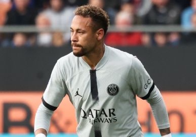 Neymar Jr. curte publicação debochando de vício em drogas de Walter Casagrande
