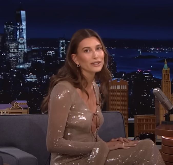 Hailey Bieber compartilha vídeo com sua avó falando em português A modelo tem família brasileira