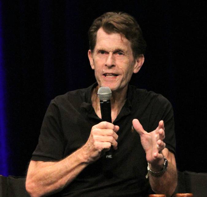 Kevin Conroy, dublador de <i>Batman</i>, morre aos 66 anos de idade