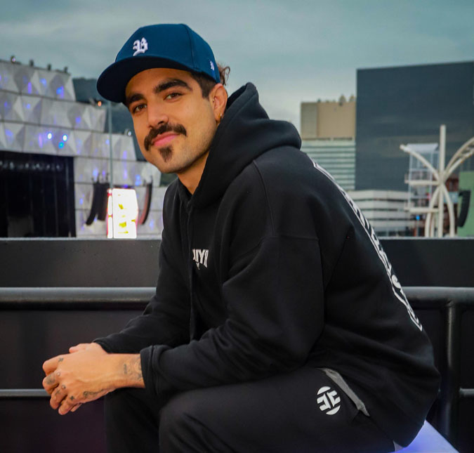 Caio Castro sofre acidente durante corrida da <i>Porsche Cup</i>