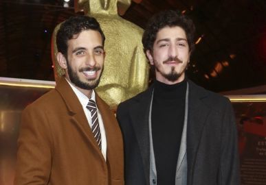 Johnny Massaro termina namoro de um ano com amigo de infância, diz jornal