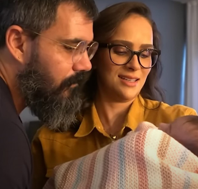 Com a filha internada, Letícia Cazarré fala sobre atitudes egoístas e fé: <i>O Senhor jamais nos abandonará</i>
