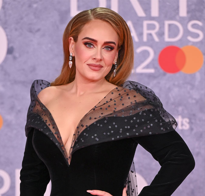 Adele recusa estadia em suíte luxuosa durante temporada em Las Vegas, diz jornal