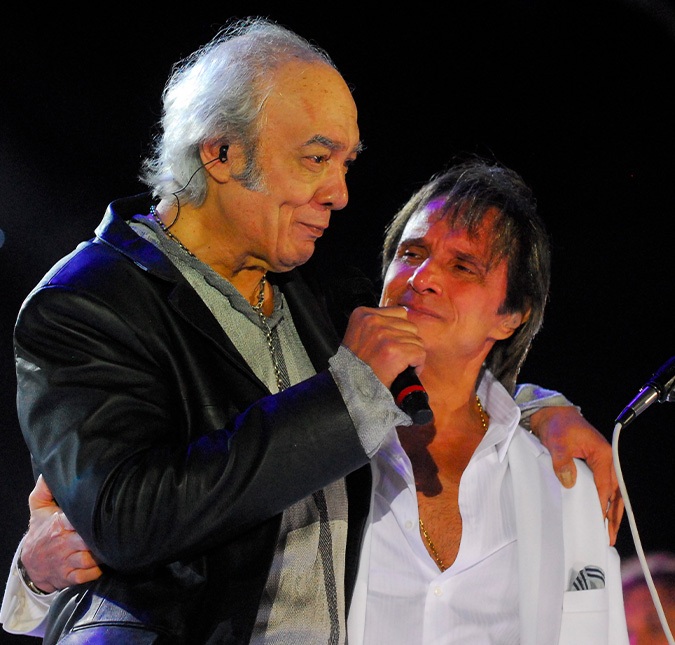 Roberto Carlos se pronuncia sobre morte de Erasmo Carlos: <I>Minha dor é muito grande</i>