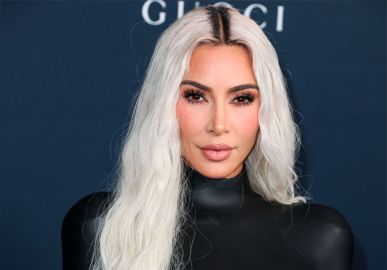 Kim Kardashian conta à filha de nove anos de idade a história de como ela foi concebida