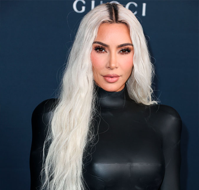 Kim Kardashian conta à filha de nove anos de idade a história de como ela foi concebida