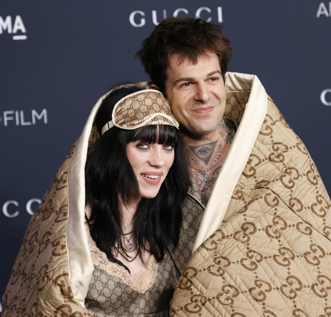 Billie Eilish fala sobre namoro pela primeira vez: <I>Muito feliz com isso</I>