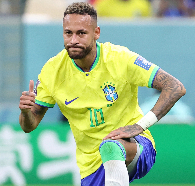Neymar Jr. aparece treinando no Qatar e dá sopro de esperança para o povo brasileiro: <I>Voltando</i>