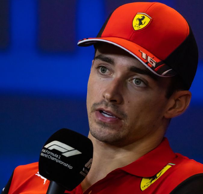 Charles Leclerc movimentou as redes sociais após falar que está novamente solteiro