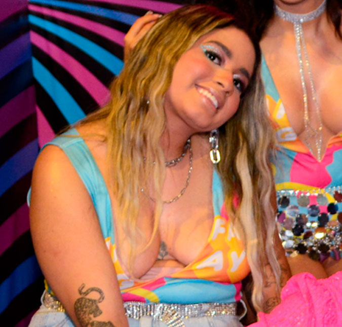 MC Loma bebe muito na Farofa da Gkay, esquece o próprio nome e começa a chorar