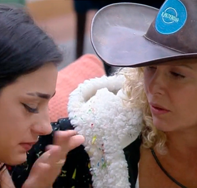 Bia Miranda é consolada por rivais após eliminação de Moranguinho, confira o que mais rolou nesta madrugada em <i>A Fazenda 14</i>